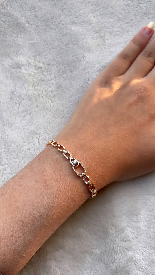 Radiant loop bracelet