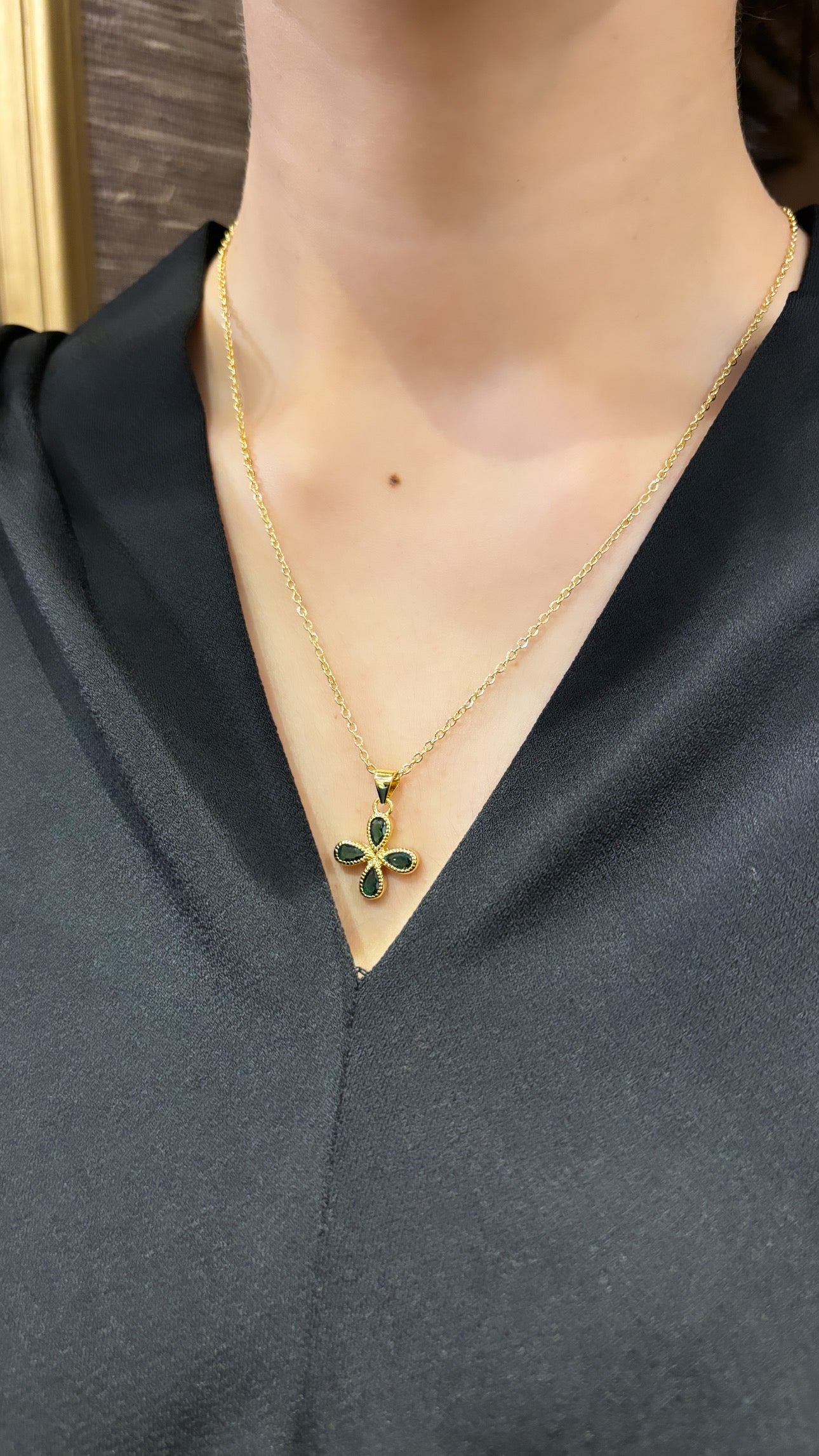 Clover necklace